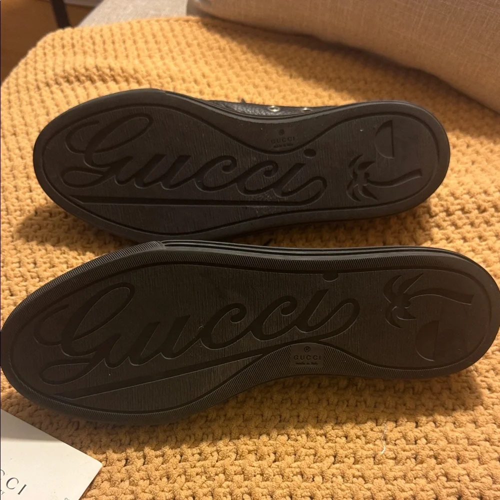 Gucci - Picture 3 of 5